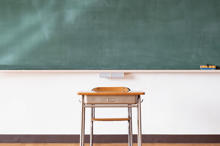 医学部予備校の選び方①：授業形態（個別指導or集団授業）